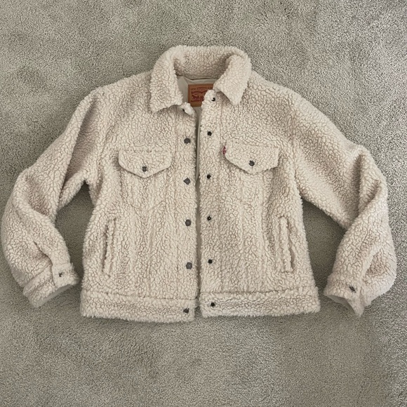 Levi's Jackets & Blazers - Levi's Cream Sherpa Jacket